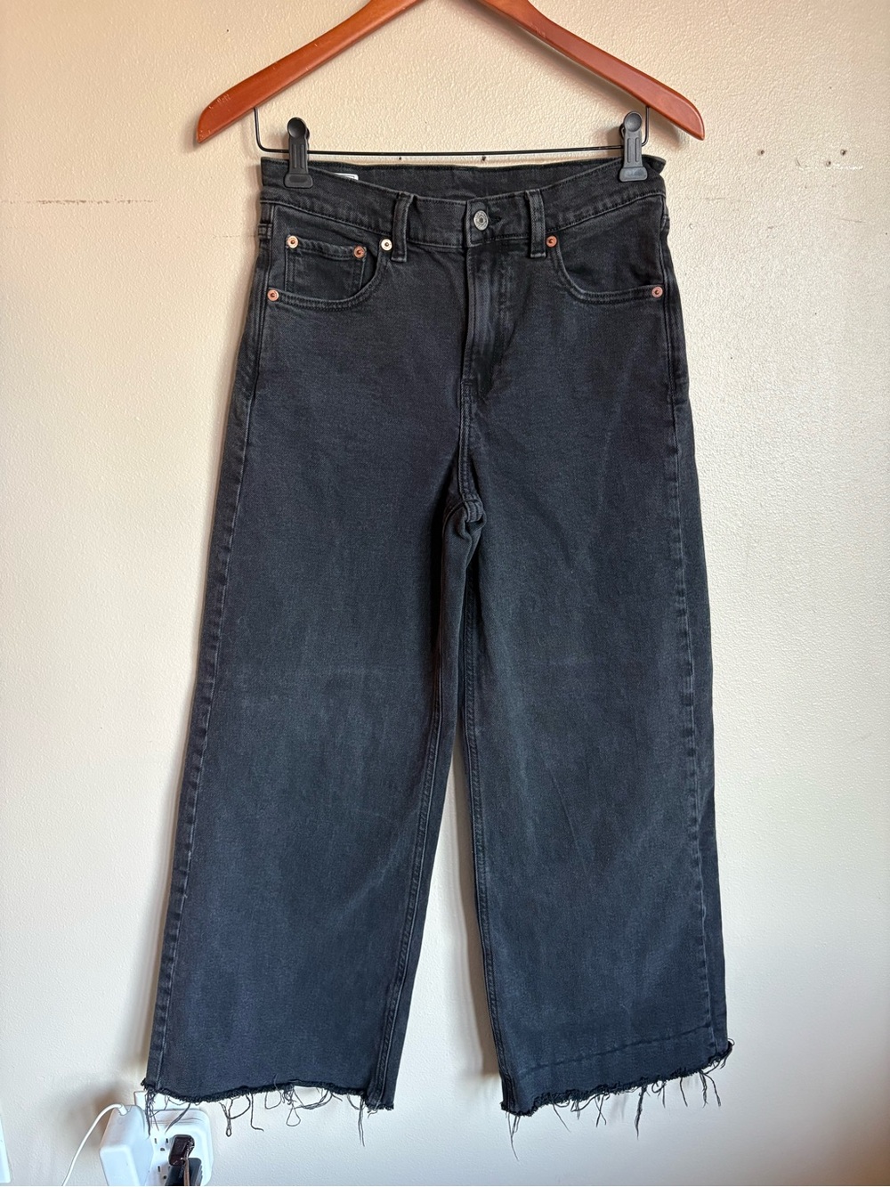 Gap High Rise Stride Jeans Gray Raw Hem Cropped Straight‎